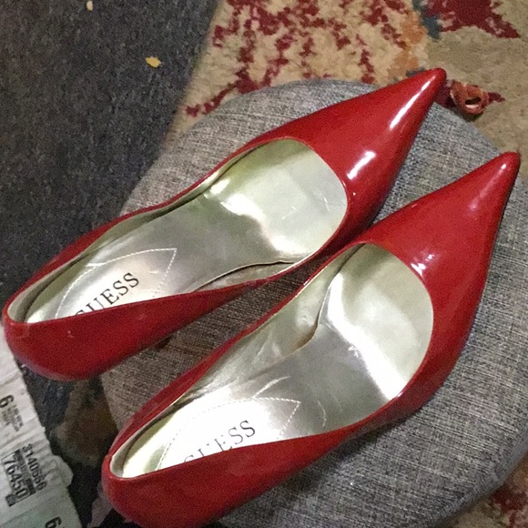 Guess Red Stiletto heels size 6 1/2 M Pointy Toe - Picture 3 of 6